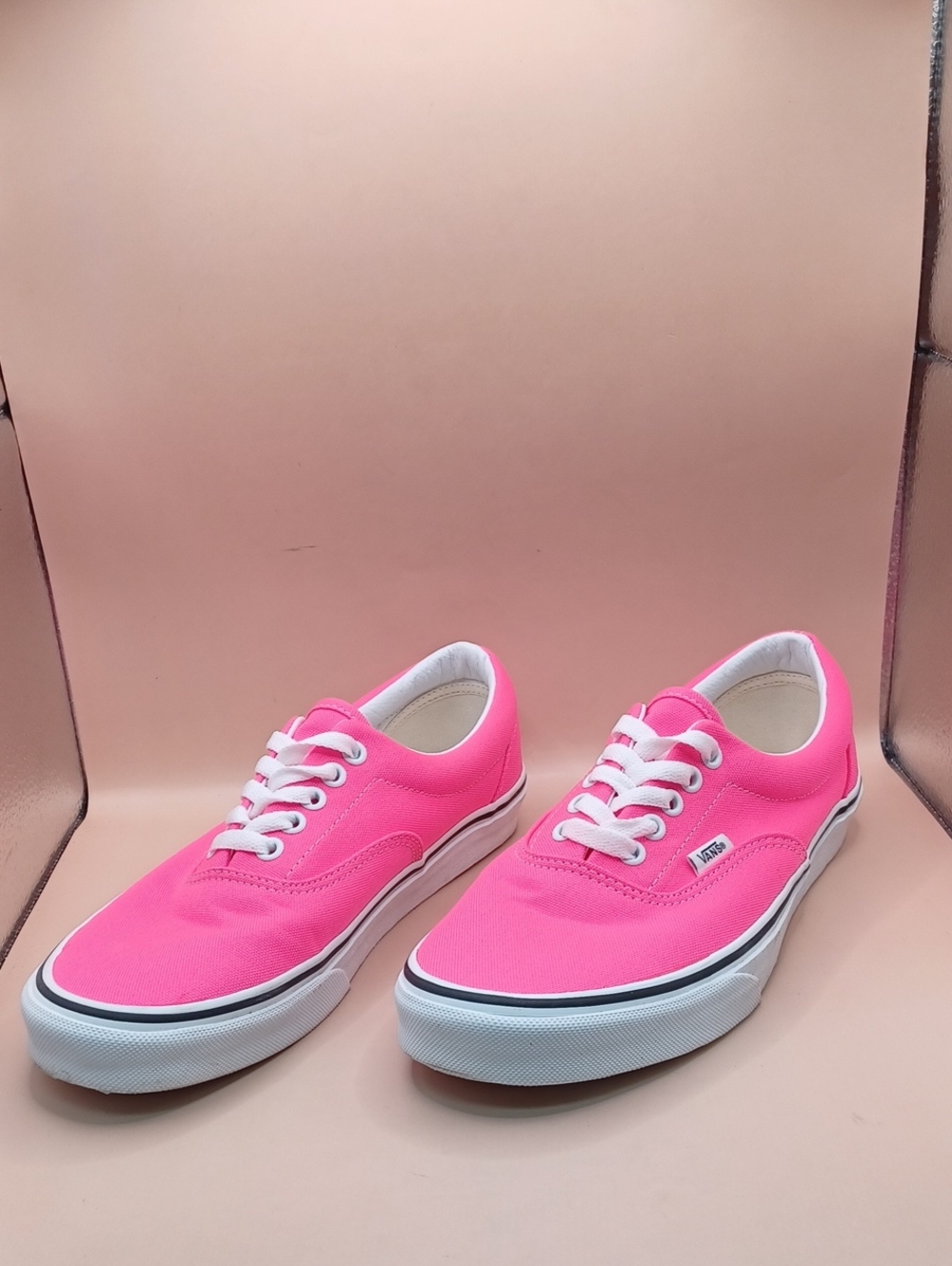 Vans Era Neon Knockout Pink/True White Sneaker Size Women 9 Men 7.5 US
